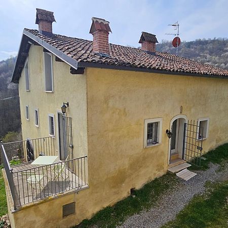 Casa Nel Verde Ca Dla Cola Mombasiglio Exteriér fotografie