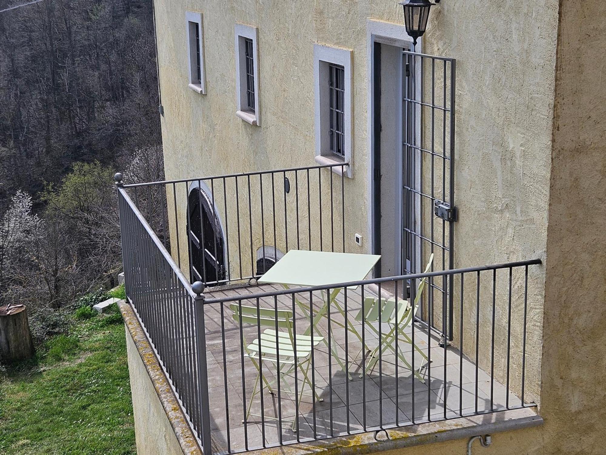 Casa Nel Verde Ca Dla Cola Mombasiglio Exteriér fotografie